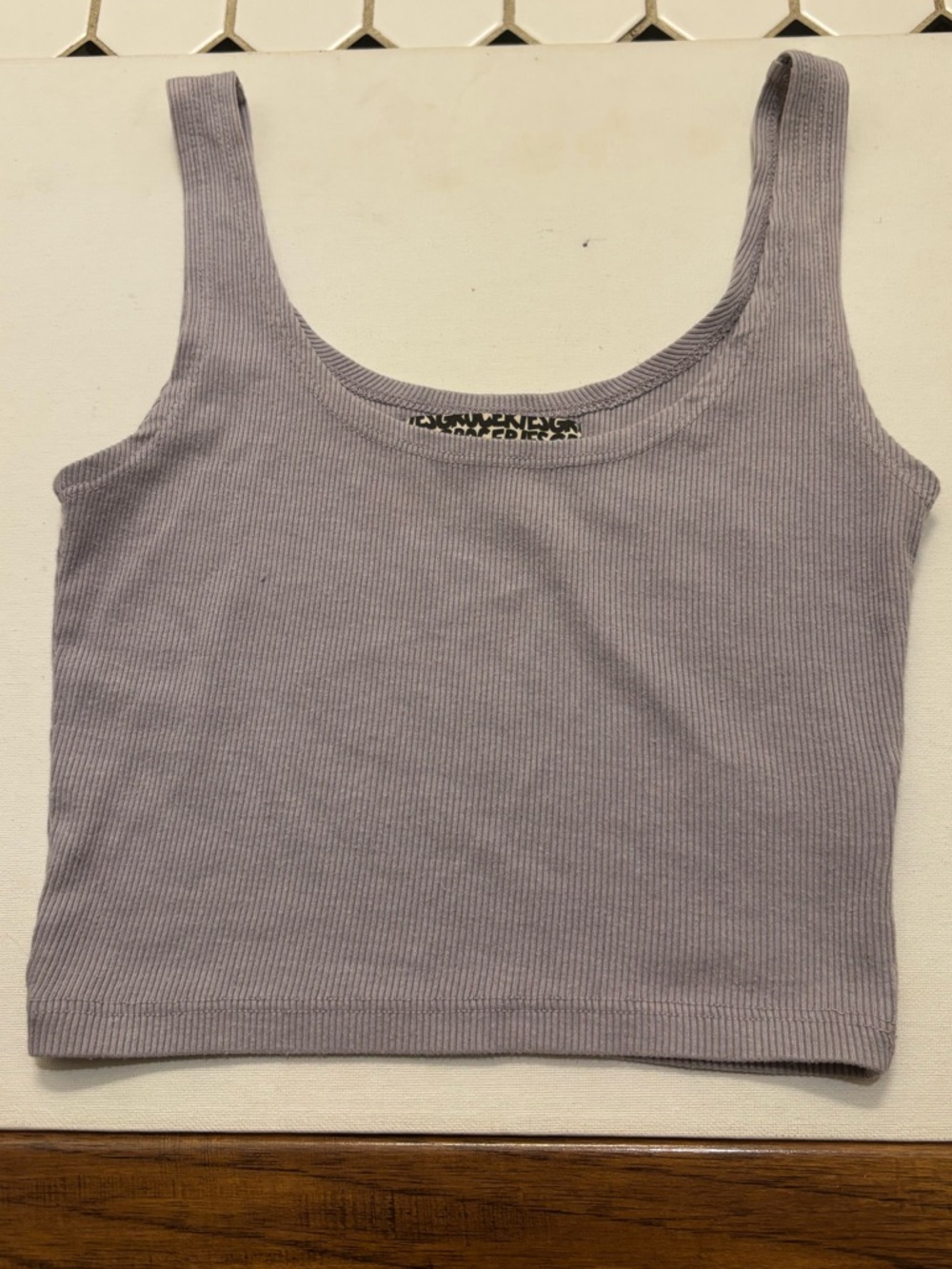 GROCERIES Ribbed Fitted Crop - Picture 2 of 5